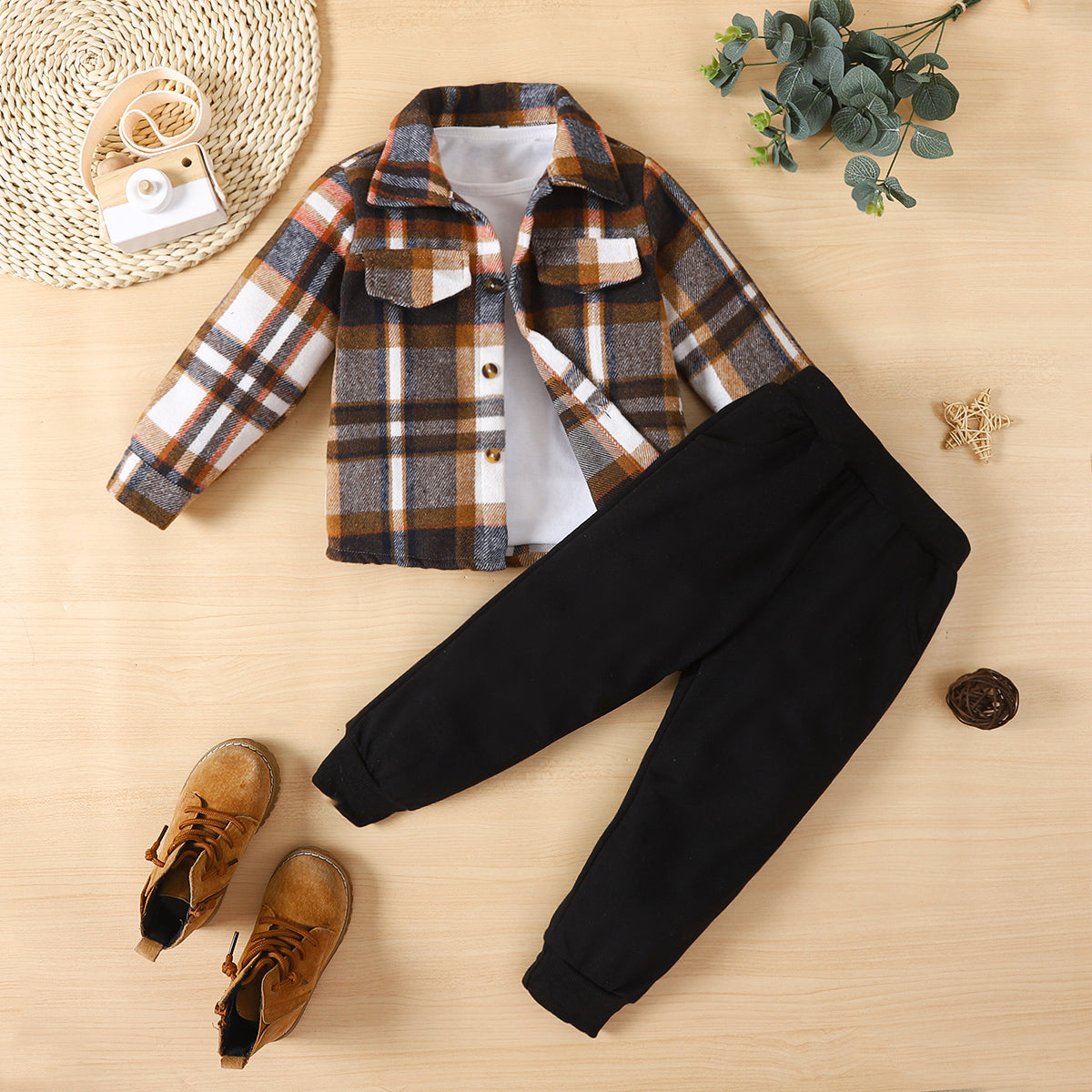 2pcs Toddler Boy Classic Lapel Collar Plaid Shirt and Elasticized Pants Set - 3-4 Years / Brown