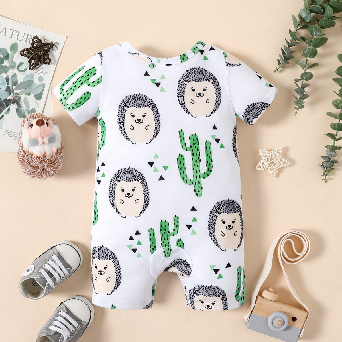 Naia™ Baby Boy/Girl Allover Hedgehog Print Short-sleeve Romper - 3-6 Months, White
